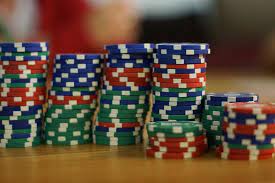 Онлайн казино Casino R7